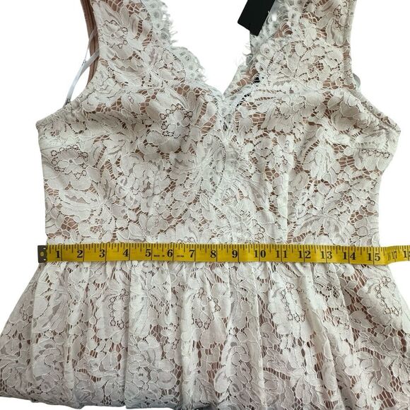 NWT LULUS Love Swept White Lace Midi Skater Dress With Pockets Size Large - Picture 13 of 16